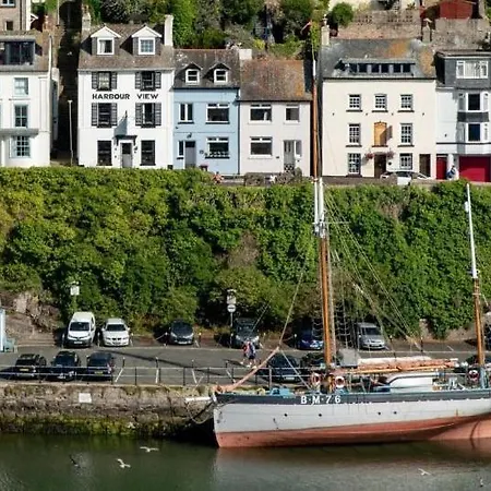 Harbour View-3