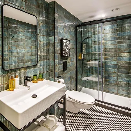 Ibis Styles Edinburgh St Andrew Square-3