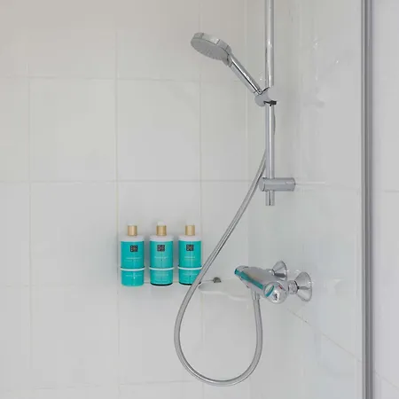 Novotel London West-3