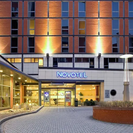 Novotel Leeds Centre-2