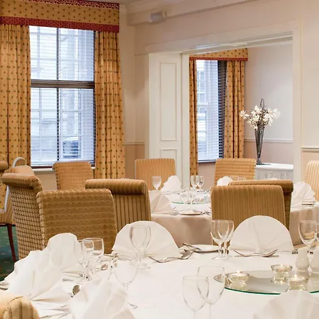 Mercure Salisbury White Hart Hotel & Apartments-2