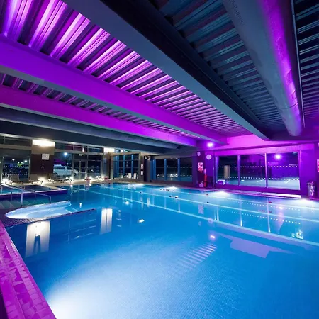 Village Hotel London Watford-2