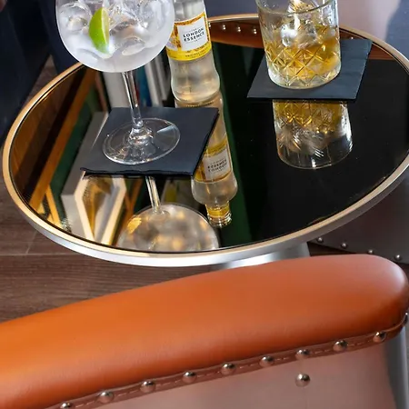 Ibis Styles London Gatwick Airport-3
