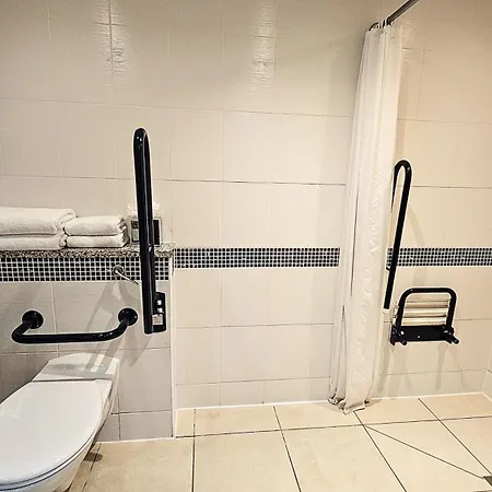 Hampton By Hilton London Croydon-3