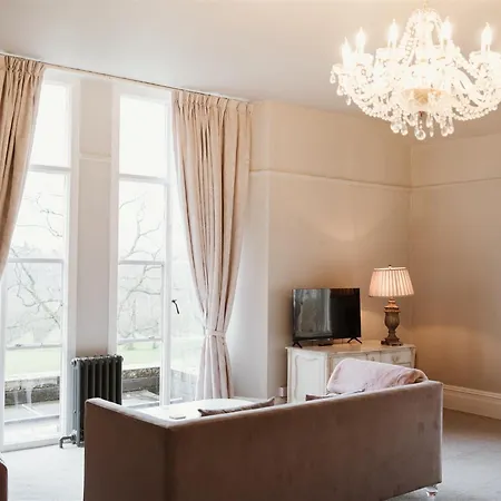 Glewstone Court Country House Hotel-2