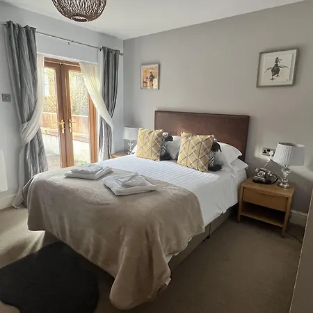 The Gower Hotel-2