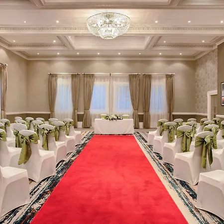 Leonardo Hotel Cardiff-2