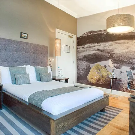 Rooms & Suites Picardy Place-2