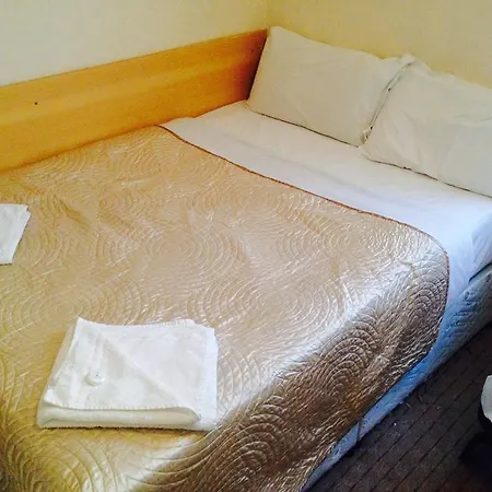 Romanos Hotel-3