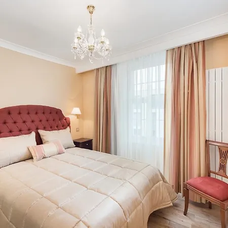 London Residence-2