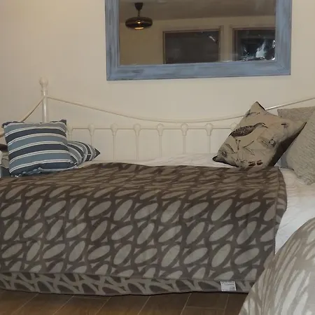 The Swallows Guest House-3