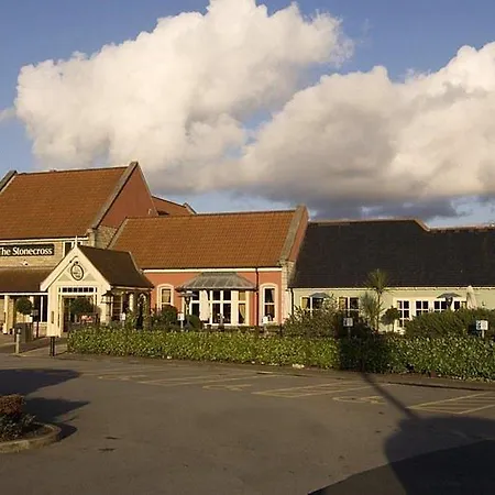 Premier Inn Haydock Park/M6 J23-3