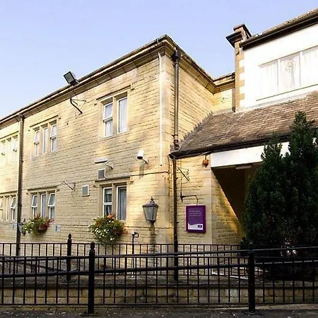 Premier Inn Stroud-3