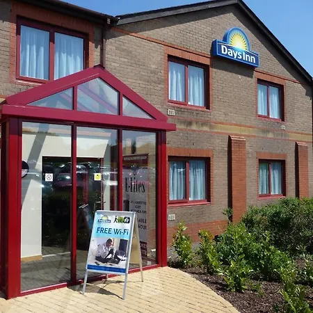 Days Inn Magor-3