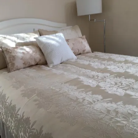 Caris Guest House-3