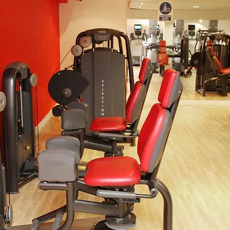 Oyo Lansdowne Hotel-2