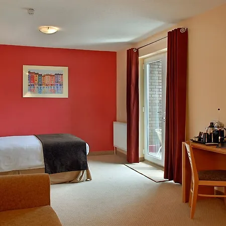 Antoinette Hotel Kingston-2