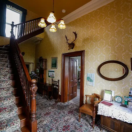 Dunns Houses Farmhouse B&B-3
