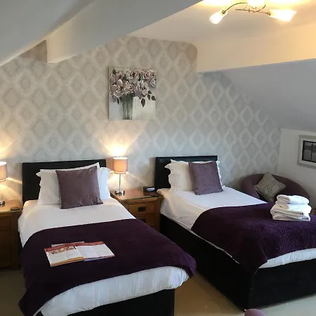 Ellerdene Guesthouse-3