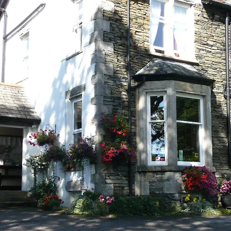 Glenville House: Adults-Only Retreat with Health Club Access-2