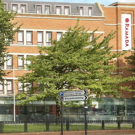 Ramada Hounslow - Heathrow East-2
