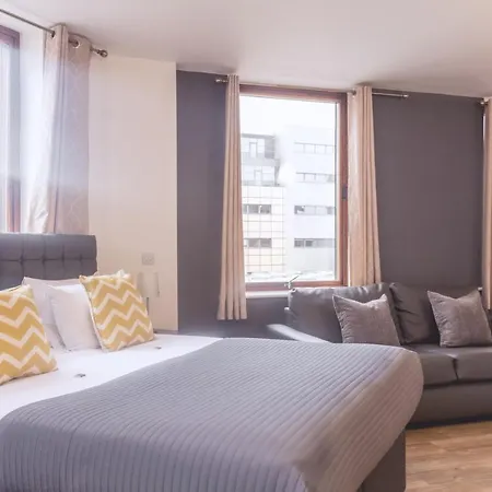 Dream Apartments Liverpool-3