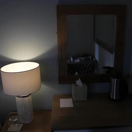 The Pityme Inn-2
