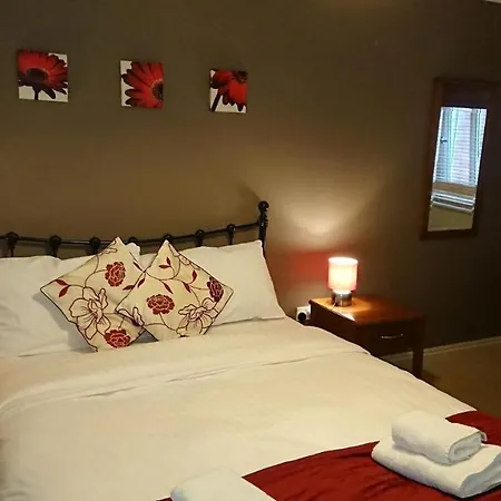 Victoria Cloisters Apartments-3