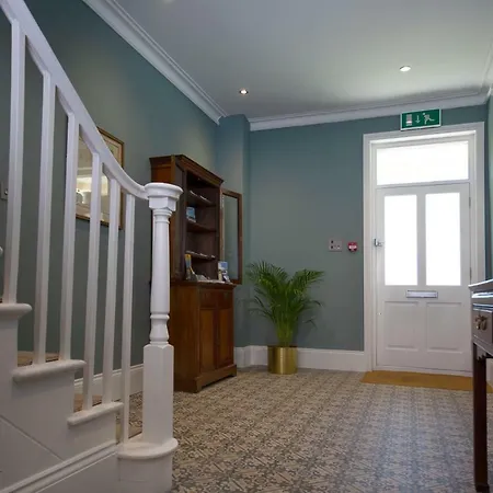 Moortown Lodge B&B-2