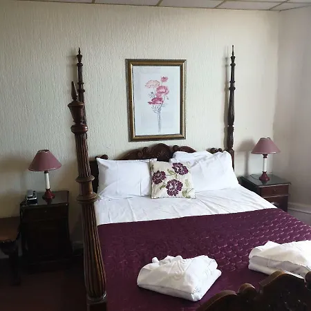 The Parisienne Hotel-3