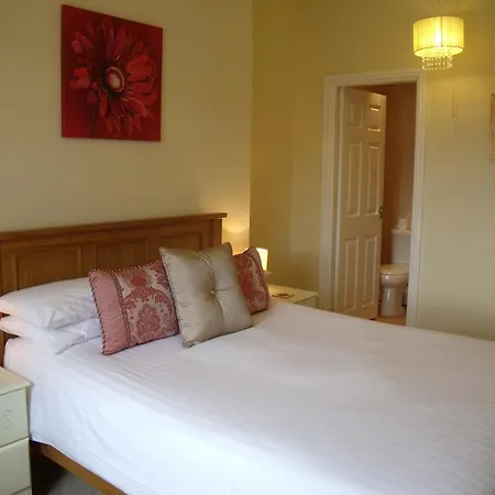 Britannia Guest House-2