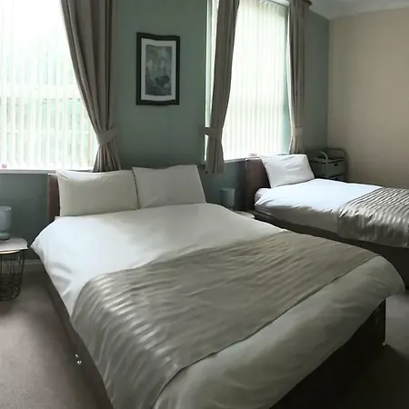 Acorn Lodge Guest House-3