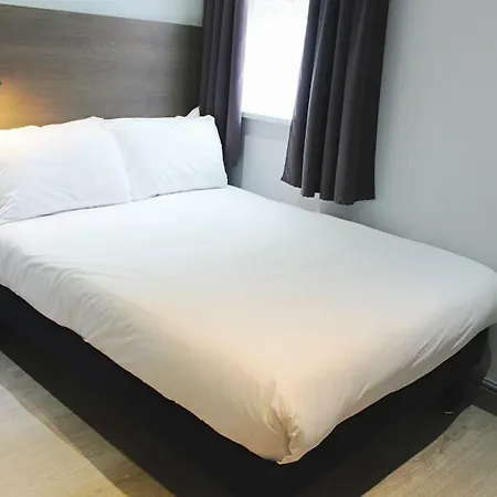 Euro Hotel Wembley-2