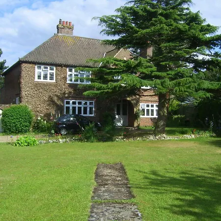 Picaroons - Friendly Bed & Breakfast Quiet With Ample Off-Street Parking-2