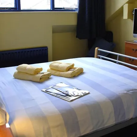 Adam Place Guest House-2