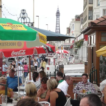 Gainsborough Hotel And Beach Bar-2