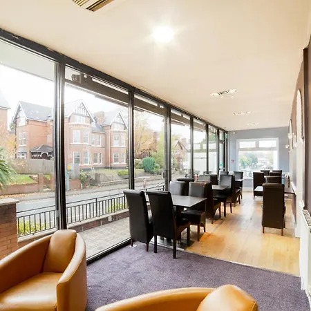 The Connaught Hotel Wolverhampton-2