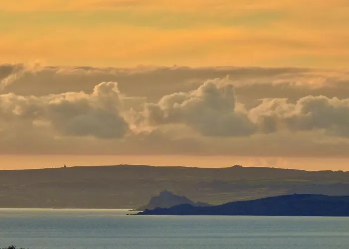 The Mounts Bay Inn Mullion