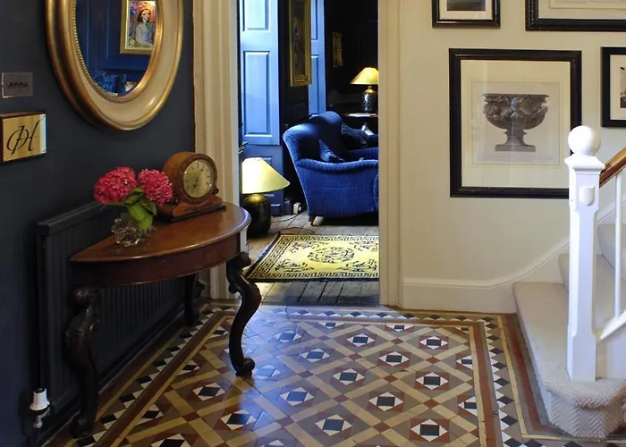 Oak House No.1 Bed & Breakfast Tetbury