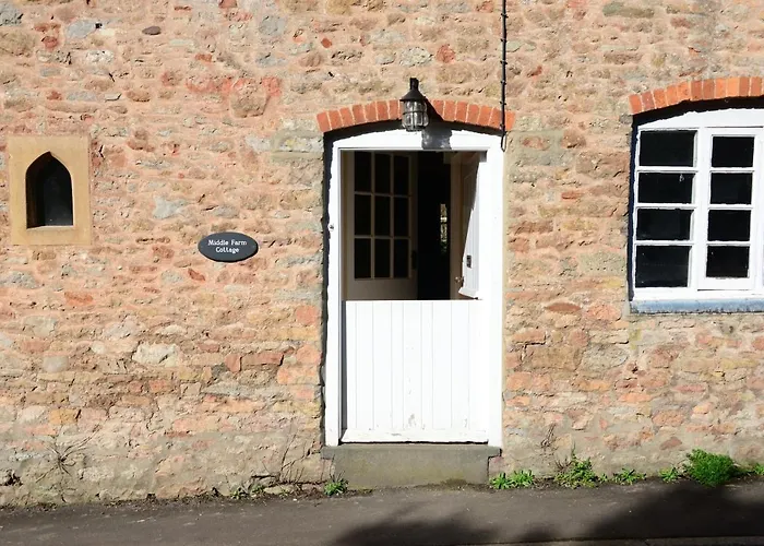 Middle Farm Cottage