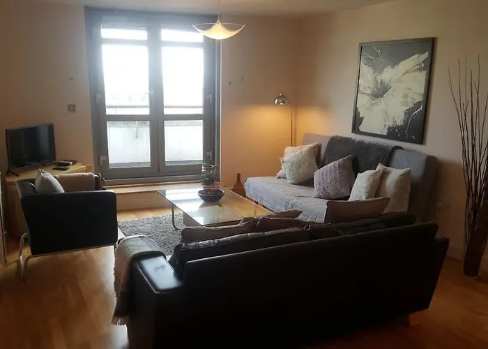 Sky Night Serviced Apartments