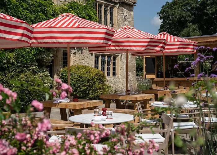 The Double Red Duke, Cotswolds