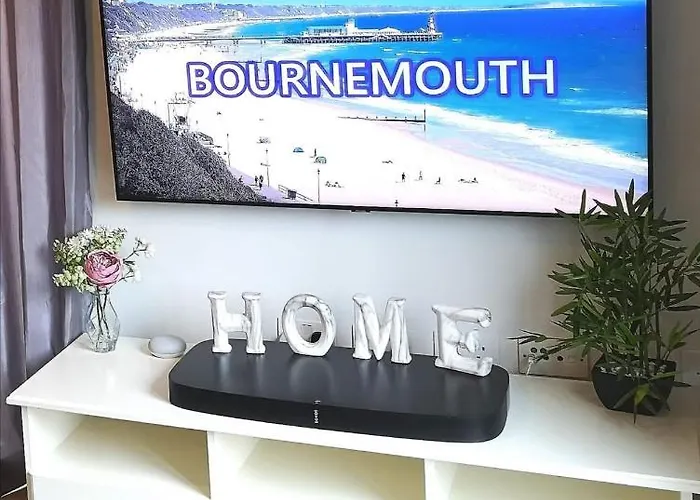 Modern House In Bournemouth Town Centre