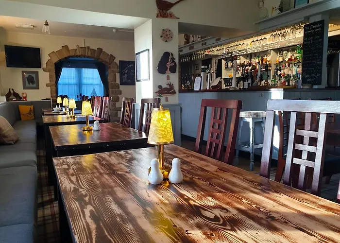 The Clarendon Country Pub With Rooms
