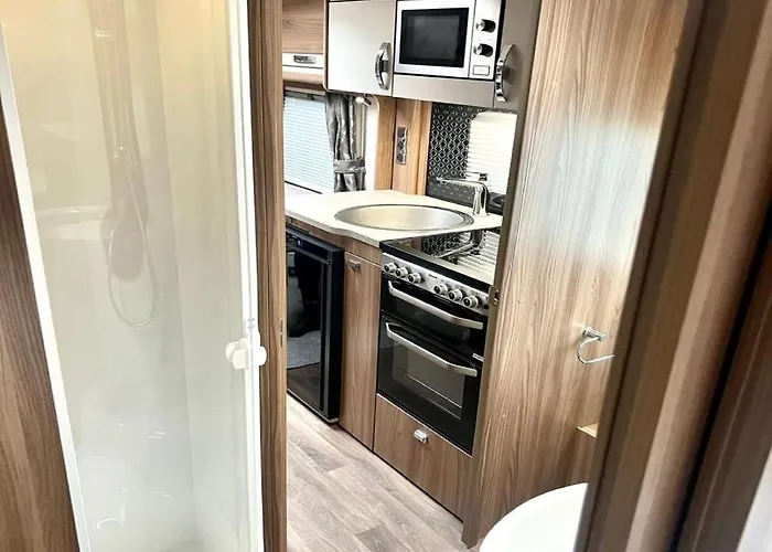 Caravan Hire At New Quay
