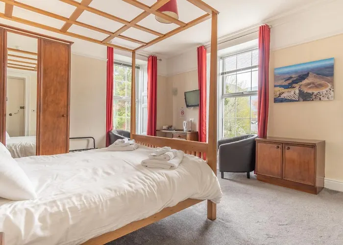 Padarn Hotel