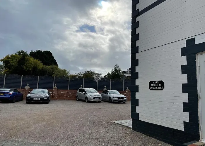 The White Lodge Hotel