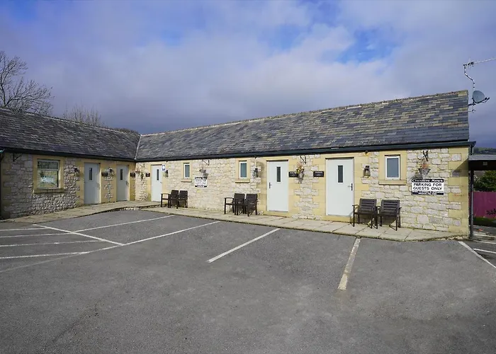 Cheshire Mews Hotel Castleton 
