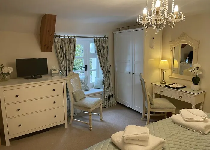 Millstream Cottage B & B Dunster