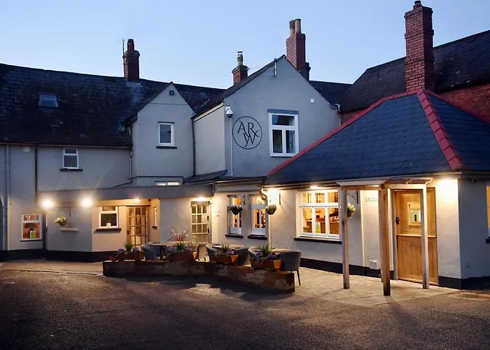 The Wallace Steakhouse With Rooms